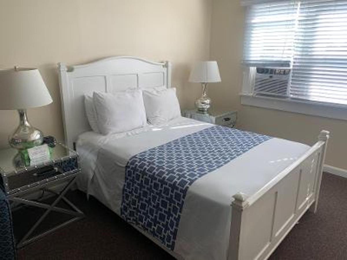 Clegg'S Hotel Ocean Beach Экстерьер фото